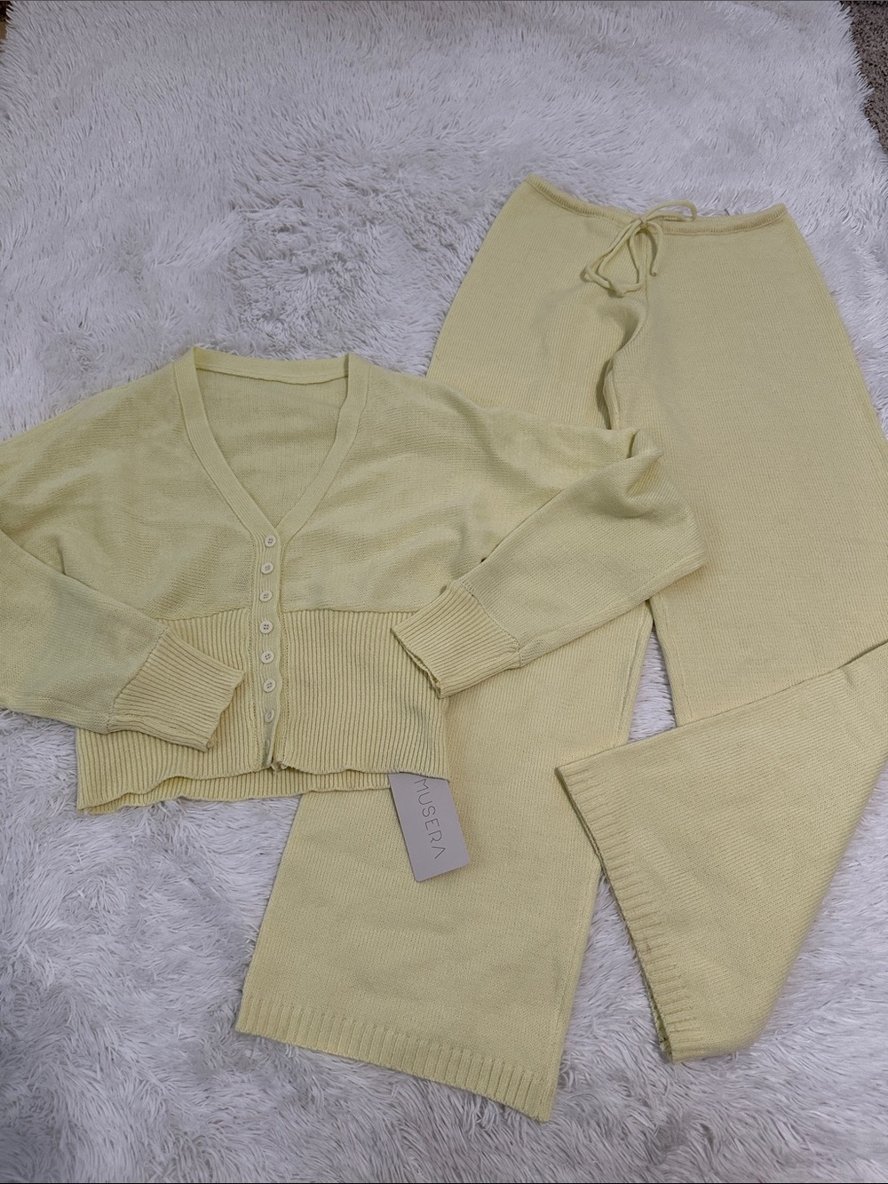 🧁 NWT Musera Sweater Set